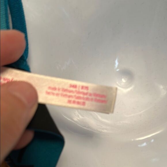 PINK Victoria's Secret Teal Bra - Picture 6 of 7